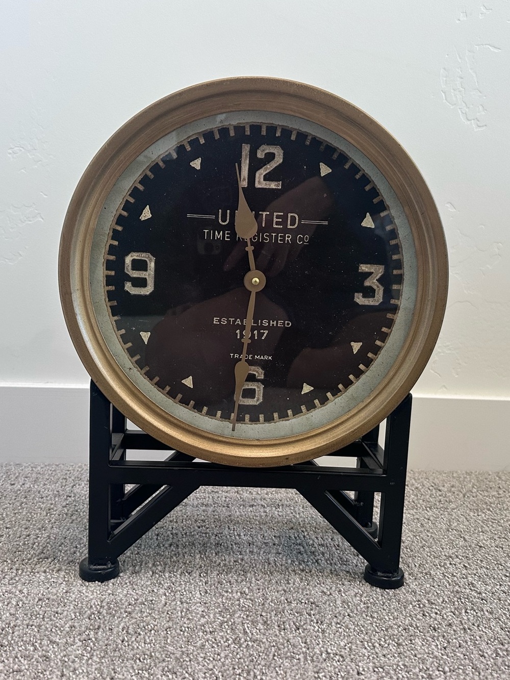 Uttermost Shyam Clock